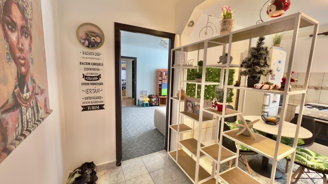 Proprietar inchiriez apartament 3 camere Brasov Saturn 5